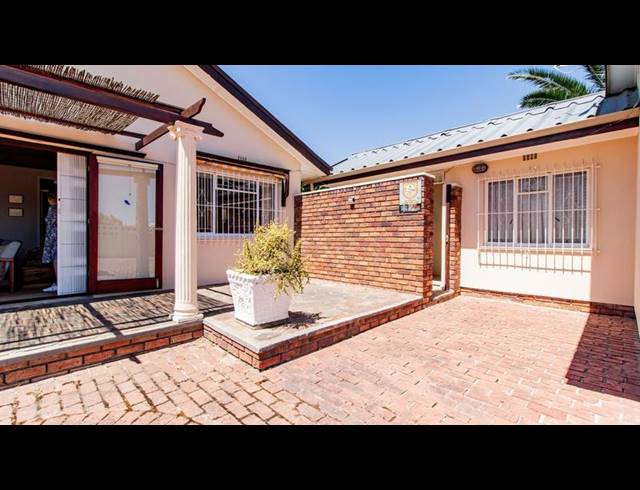 3 BEDROOM HOUSE FOR SALE IN WINSLOW